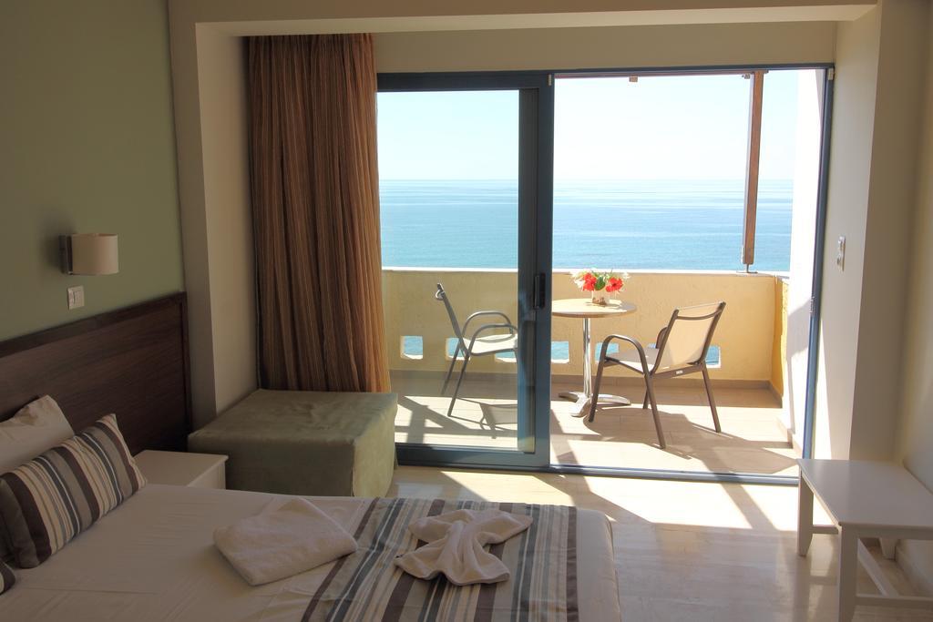 Horizon Beach Hotel Plakias Room photo